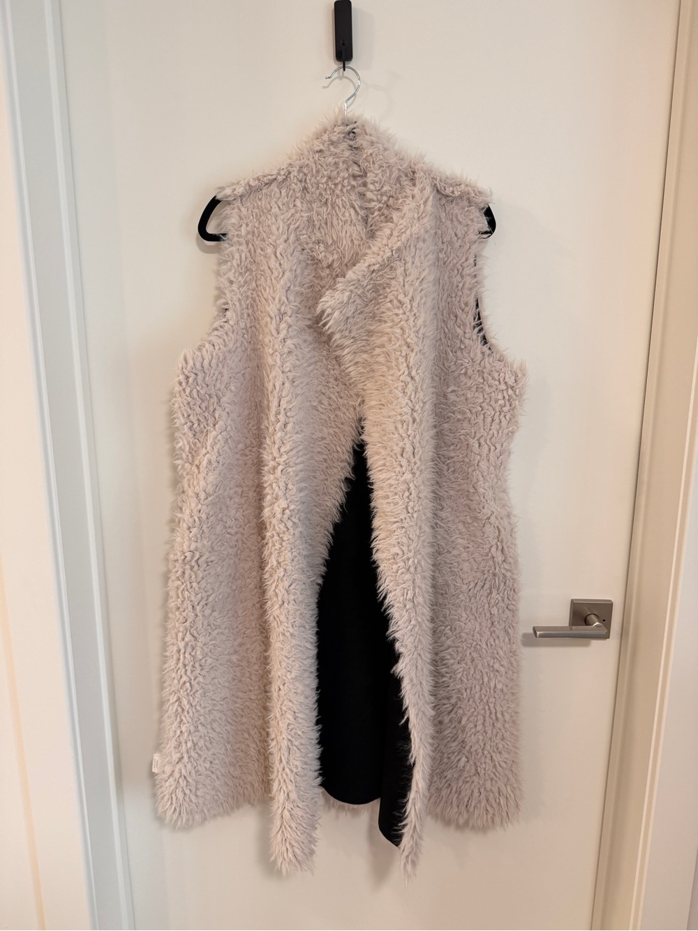 Cozy Cream Faux-Shearling Sleeveless Long Vest